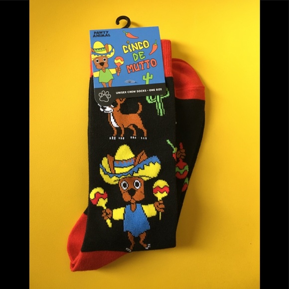 SOCKS chihuahua cactus pepper maracas Mexico hat - Picture 2 of 8